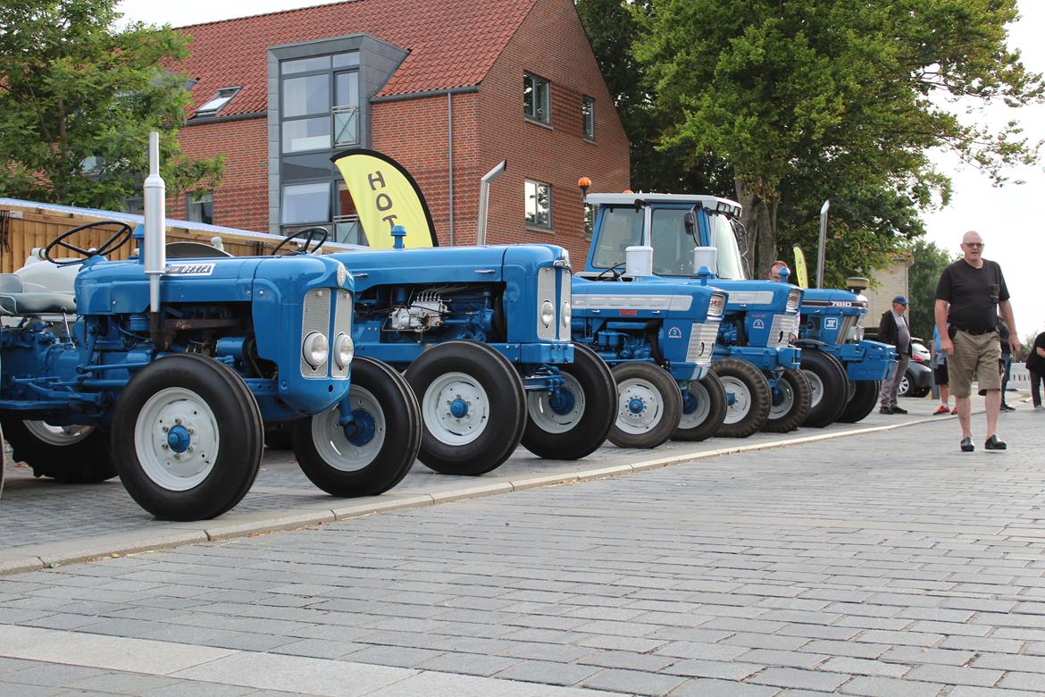 Fordson Super Major - Udstilling - 'Farmer-aften' i Farsø. billede 9