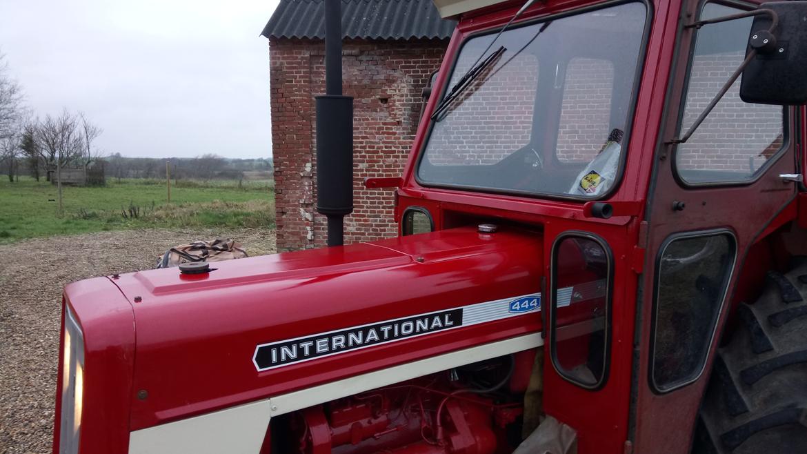 International Harvester 444 billede 8