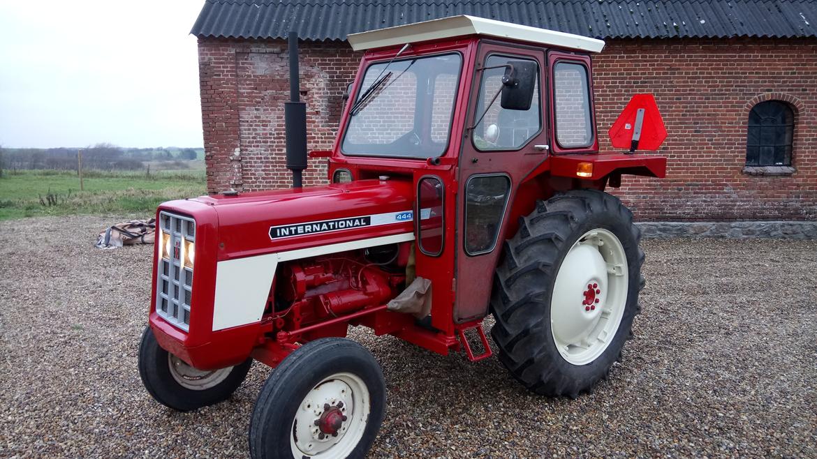 International Harvester 444 billede 5