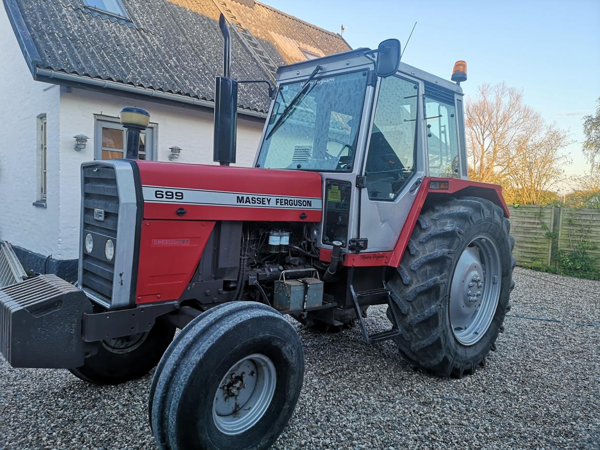 Massey Ferguson 699 billede 3