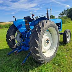 Fordson Super Major
