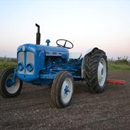 Fordson dexta