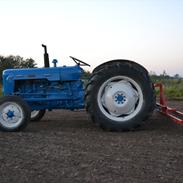 Fordson dexta