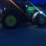John Deere 7800