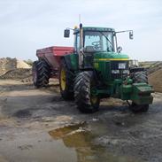 John Deere 7810