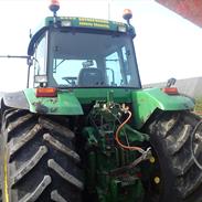 John Deere 7810