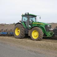 John Deere 7920