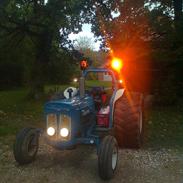 Fordson super dexta