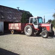 Massey Ferguson 699