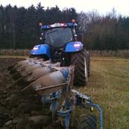 New Holland T 7070 TrusseTyven