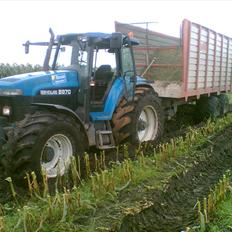 New Holland 8970