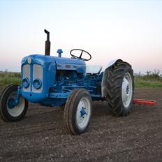 Fordson dexta