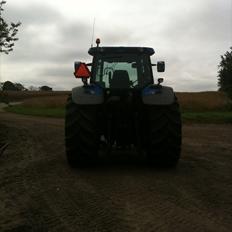 New Holland TM 190