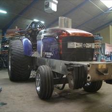 New Holland 8560   (prostock)