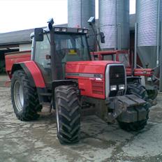 Massey Ferguson 8110
