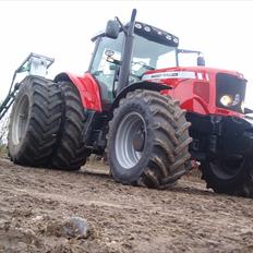 Massey Ferguson 7480 DynaVT