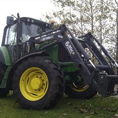 John Deere 6620