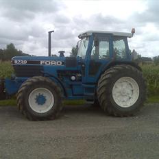 Ford 8730