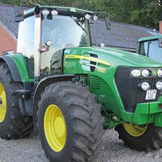 John Deere 7930