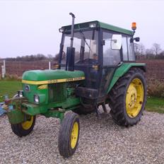 John Deere 1030