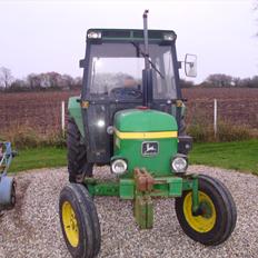 John Deere 1030