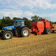 New Holland TM 190