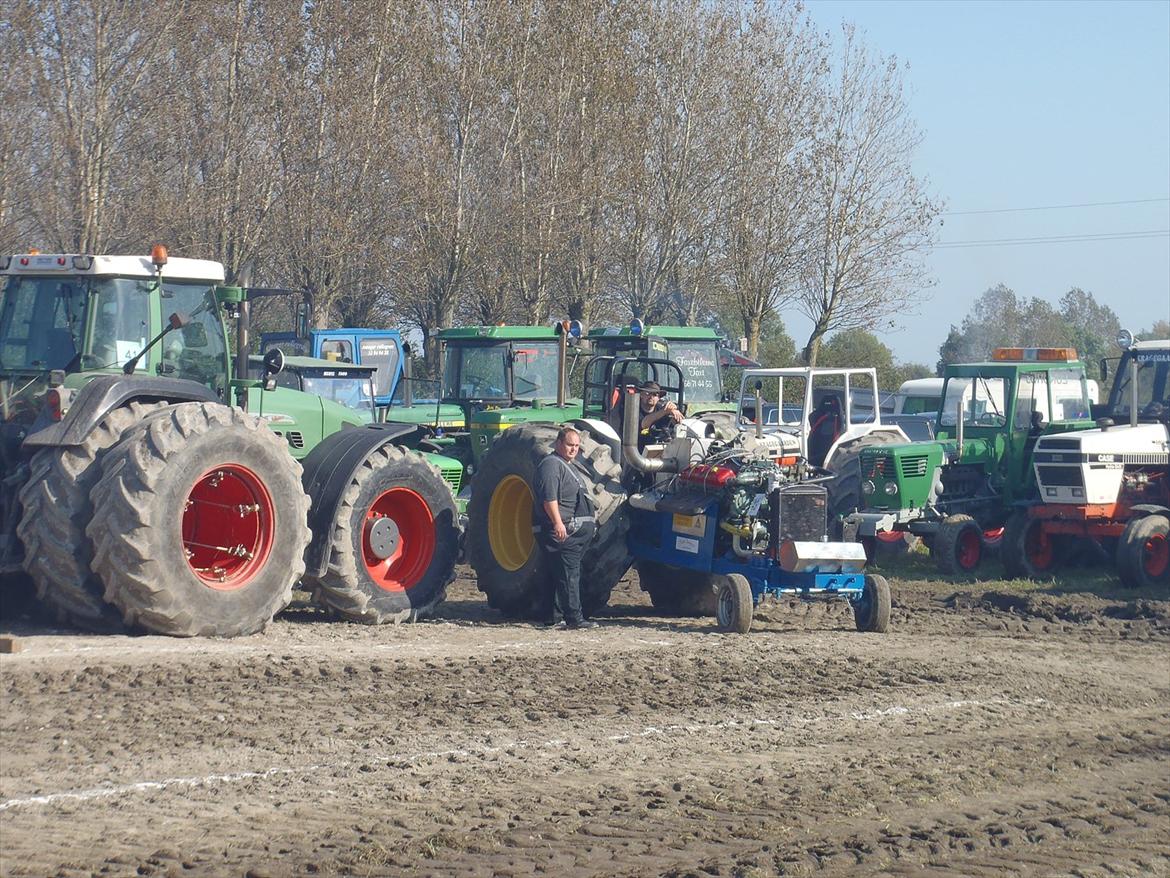 Fordson Detroit - jungshoved 2011 billede 2