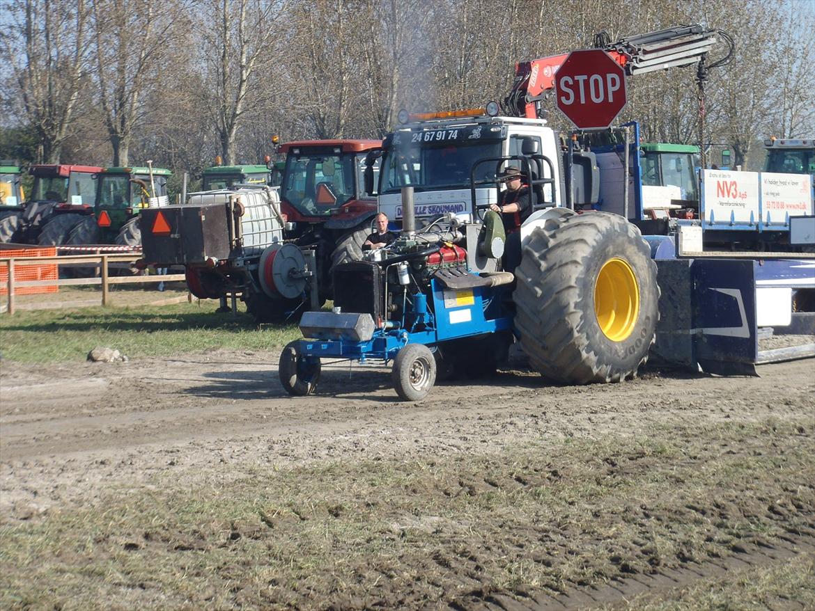 Fordson Detroit - jungshoved 2011 billede 3