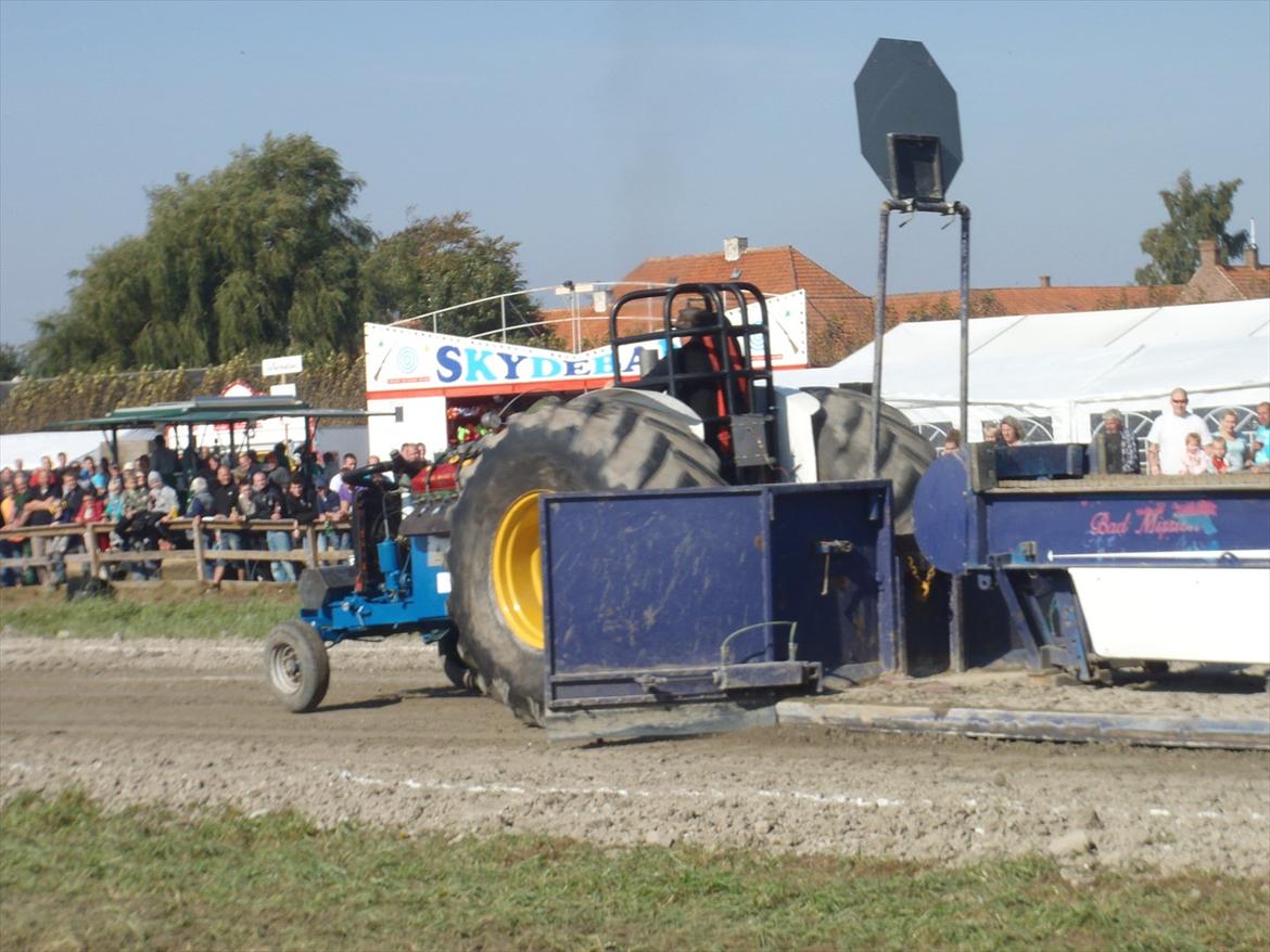 Fordson Detroit - jungshoved 2011 billede 4