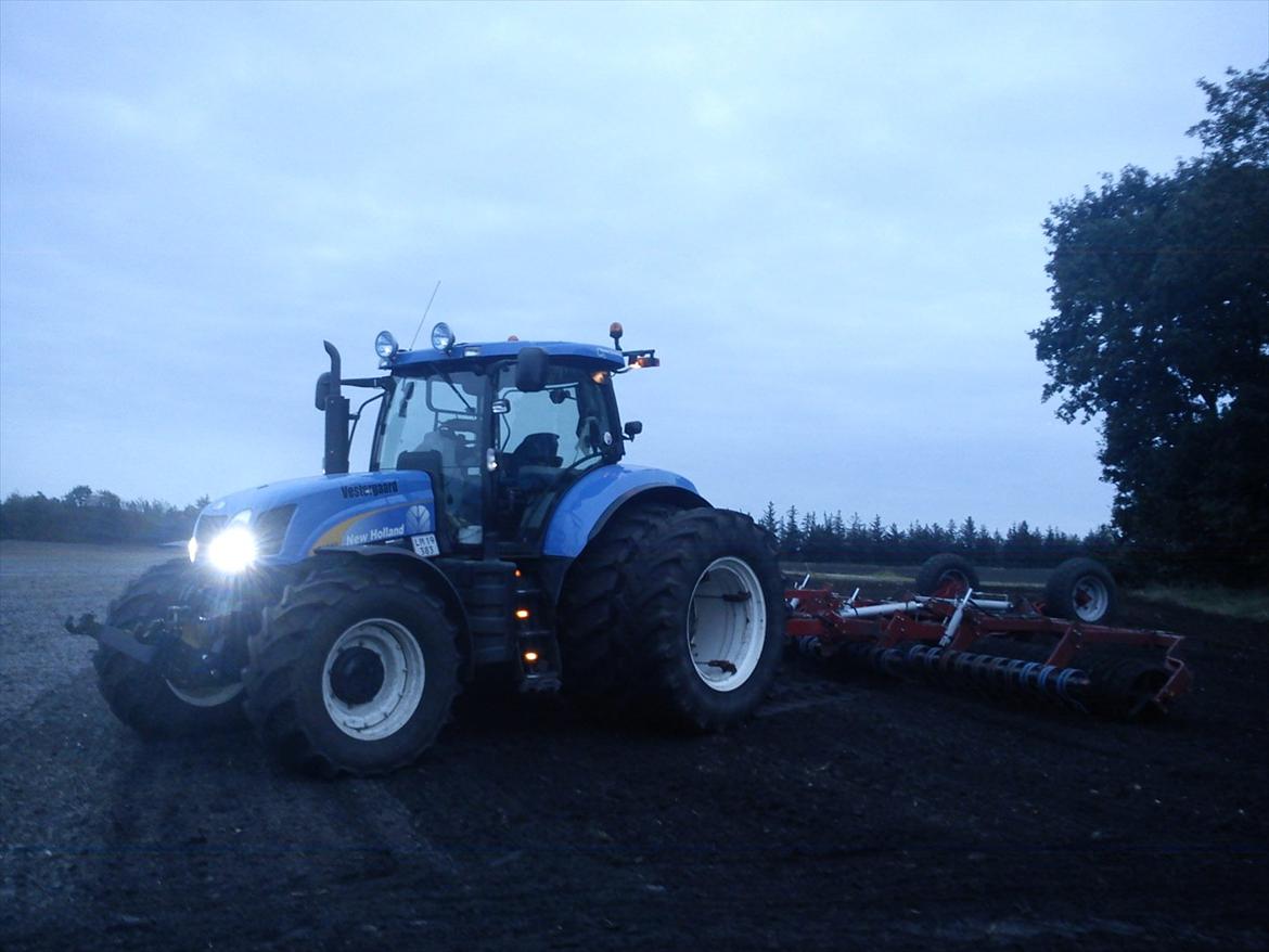 New Holland T6080 PowerCommand - Ude og tromle billede 1
