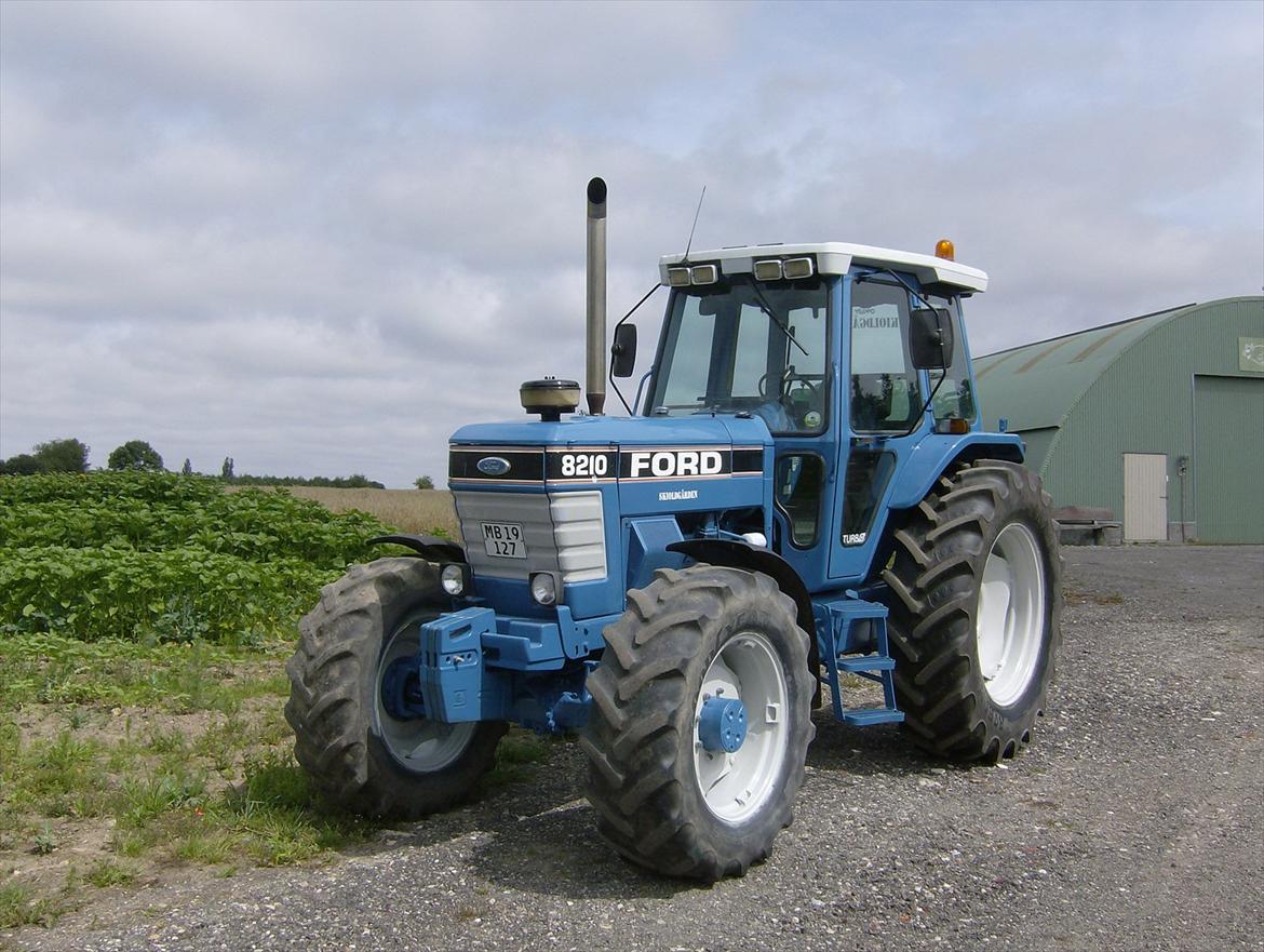 Ford 8210 FORCE II - Resultatet efter en gang maling.! ;) billede 3