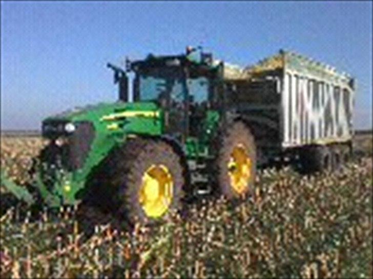 John Deere 7830- Bambine - Bambine sidder fast :-(  billede 2