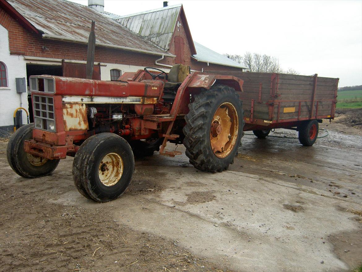 International Harvester 1046 billede 1