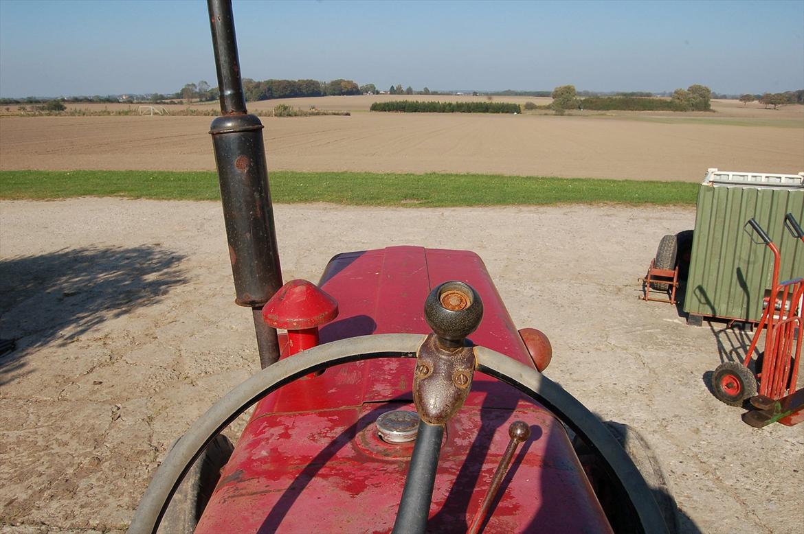 International Harvester B275 Benzin billede 8