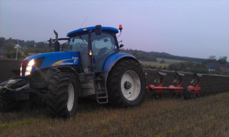 New Holland T7030 - plover  billede 3