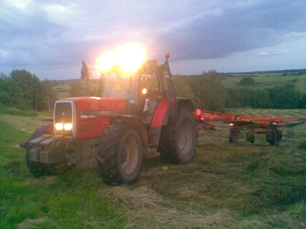 Massey Ferguson 8110 billede 4