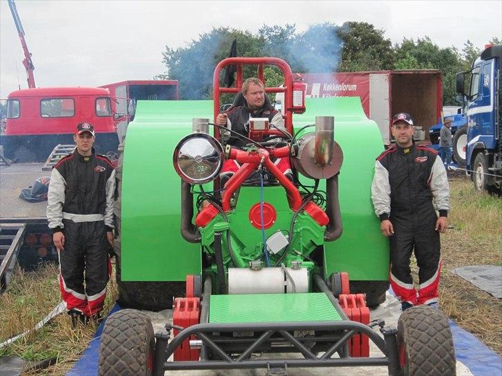 Deutz-Fahr (kermit) tatra - fra sidste dm i hjallerup med føre morten og team medlem brian til h og jakob til v billede 14