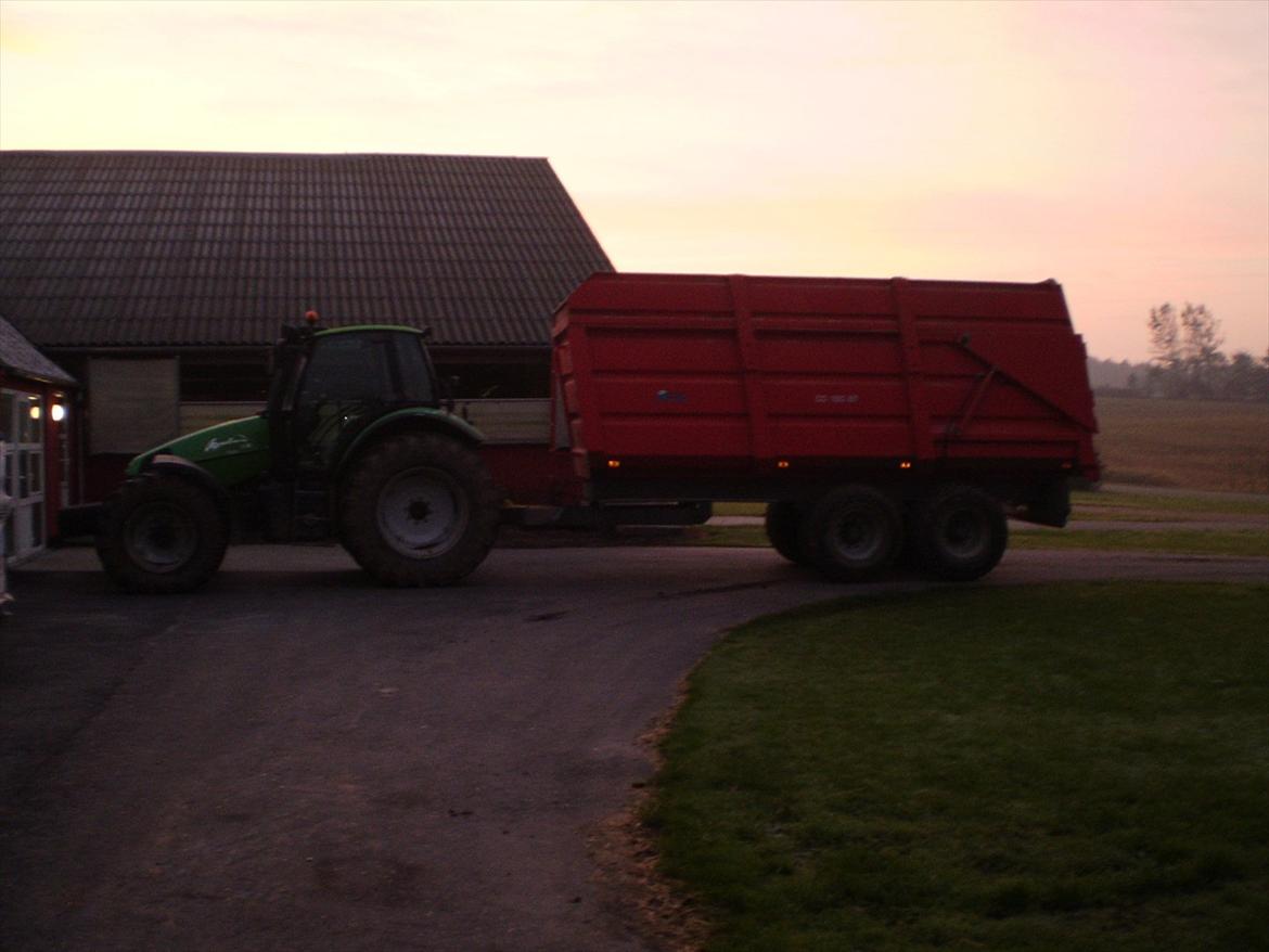 Deutz-Fahr agrotron 120 billede 3