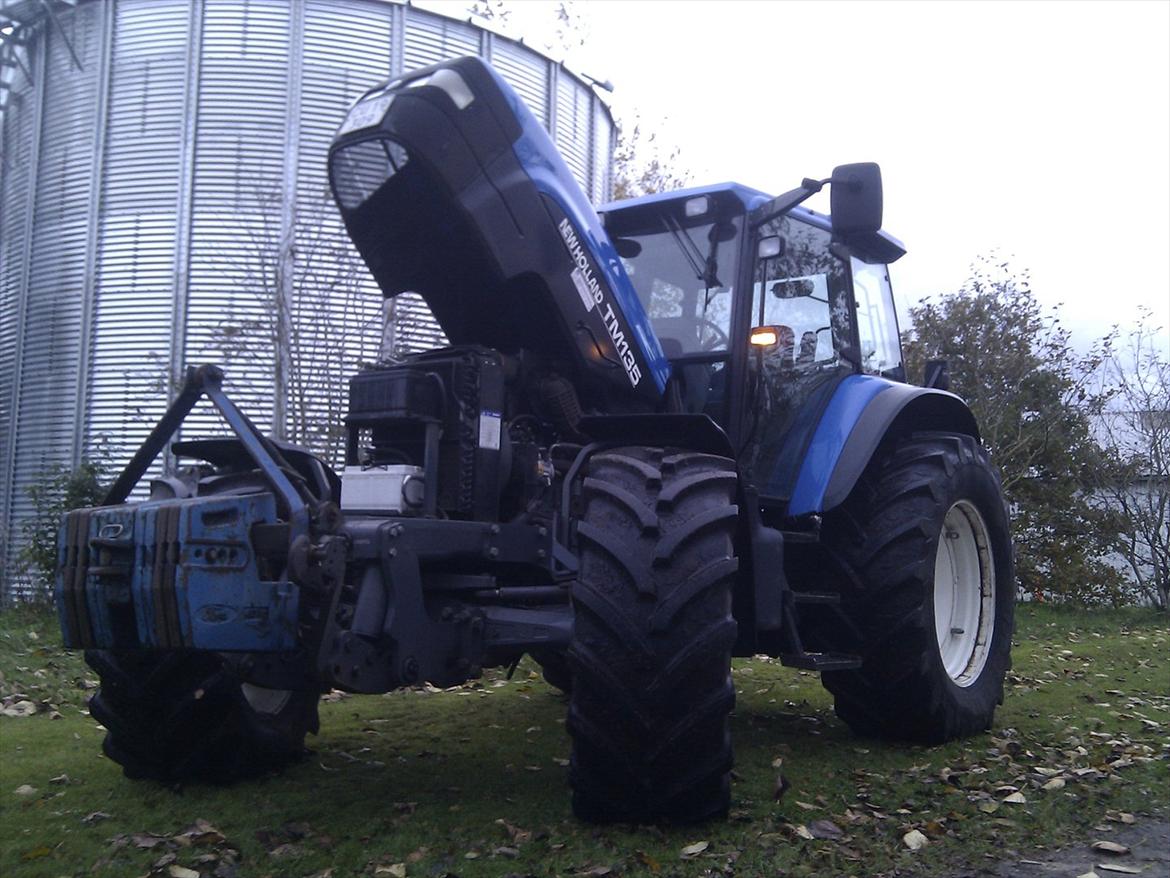 New Holland TM 135 billede 14