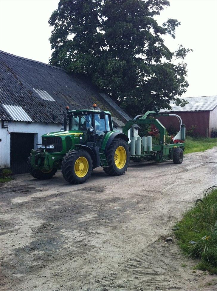 John Deere 6920S - En dejlig sommer dag i 11 hvor det ikke regnede...  billede 2