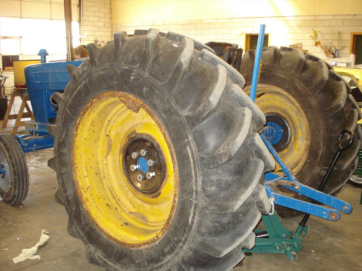 Ford 4000 billede 11