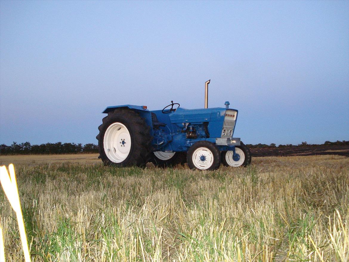 Ford 4000 billede 1