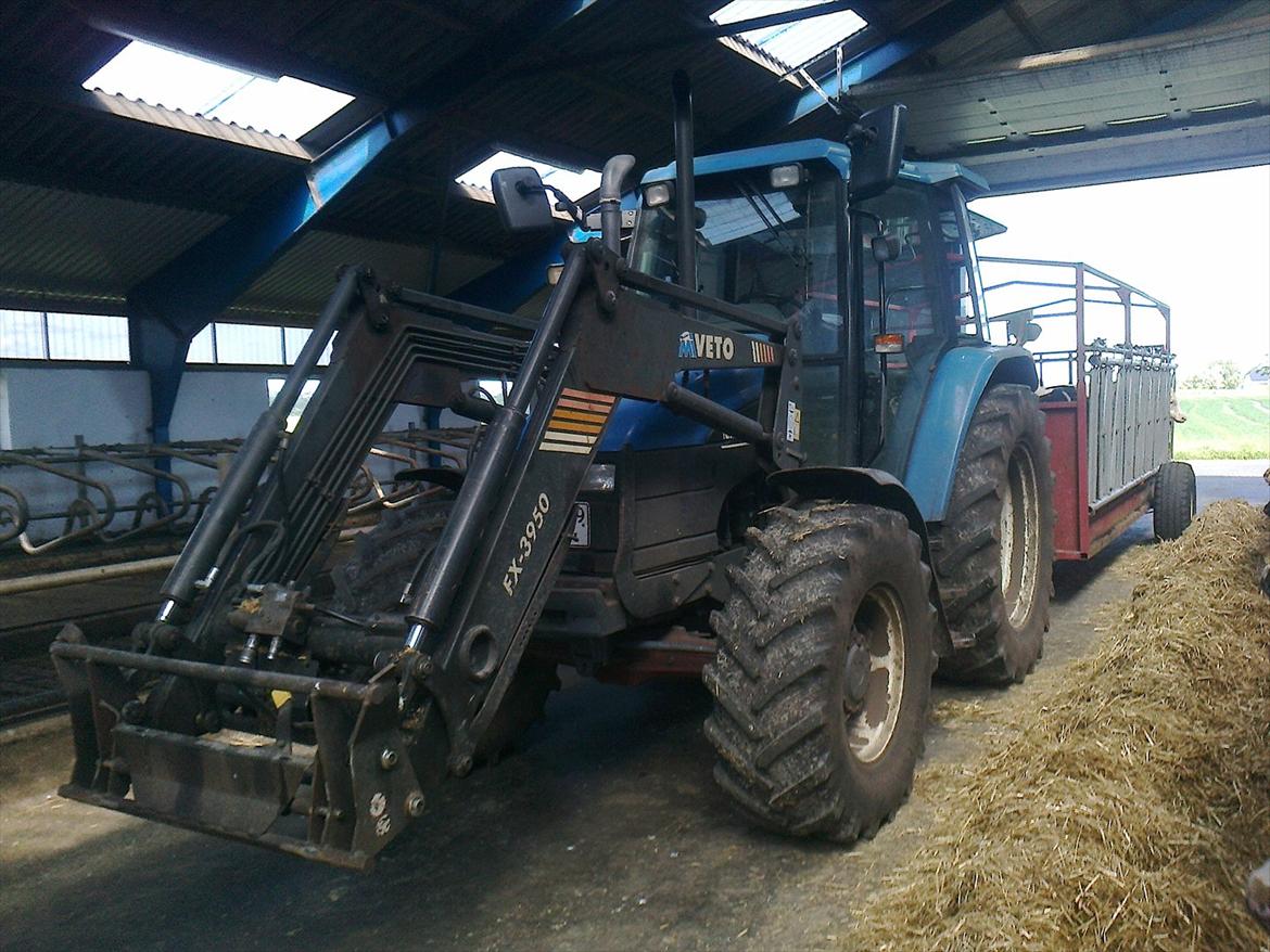 New Holland Ts 100 billede 5