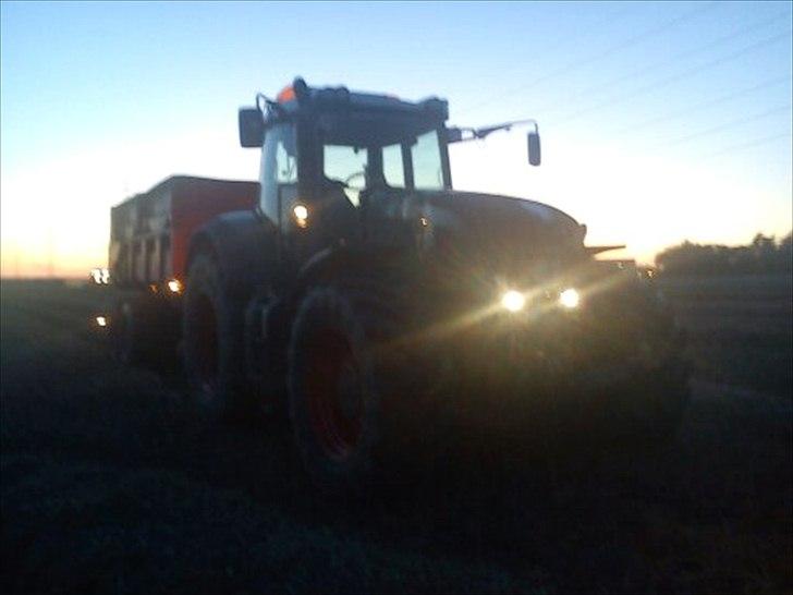Fendt 924 vario - 924 med tim vogn billede 9