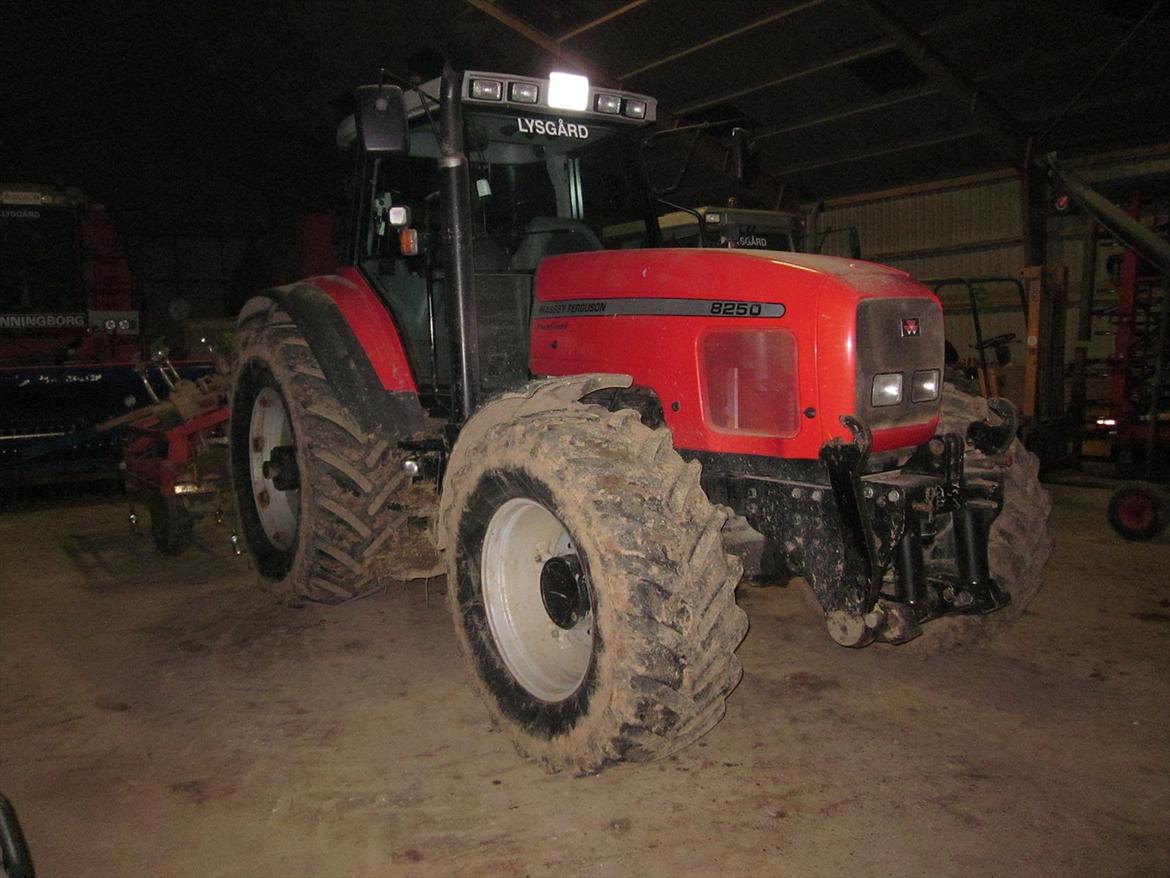 Massey Ferguson 8250 billede 12