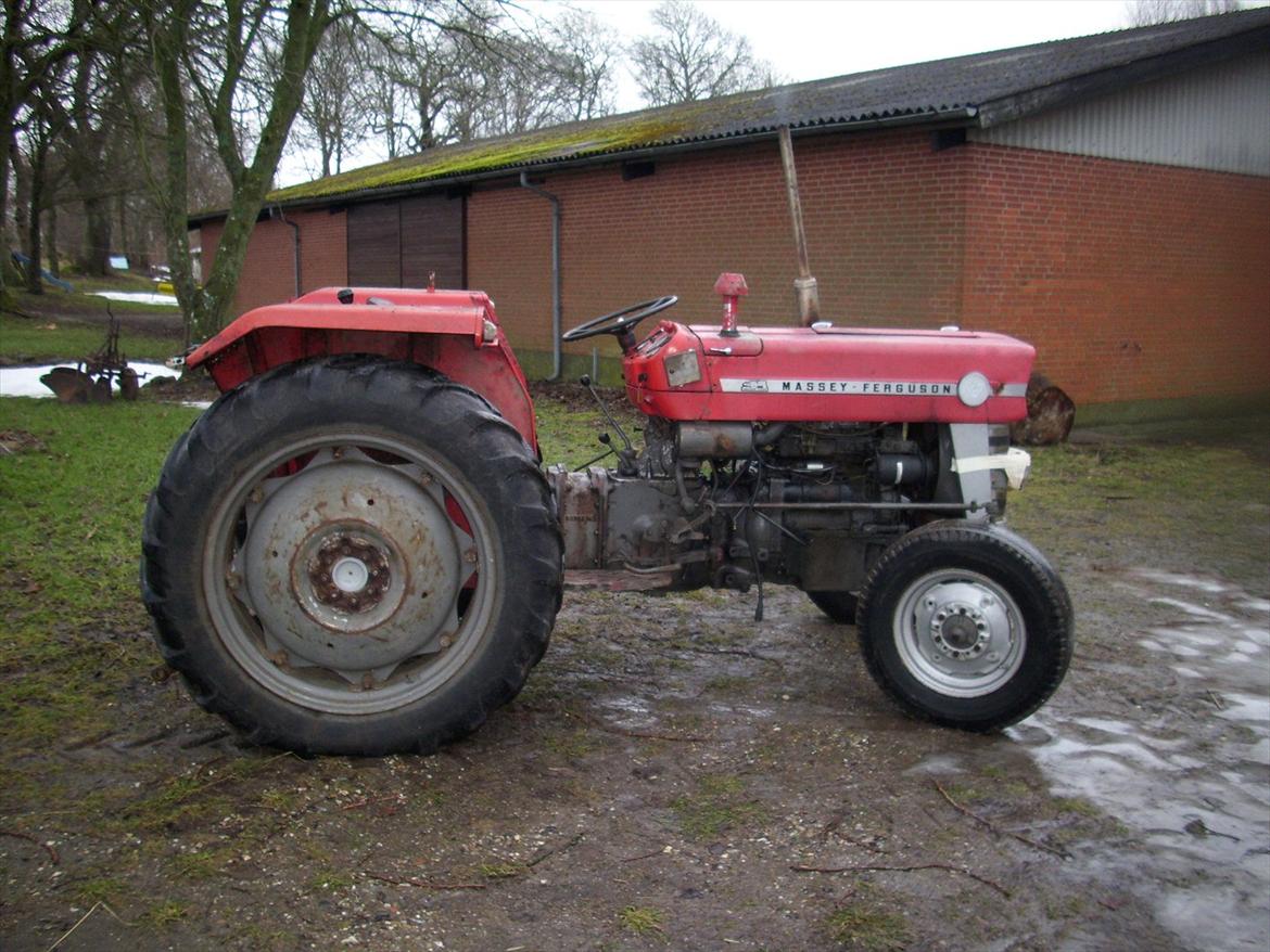 Massey Ferguson 148 billede 2