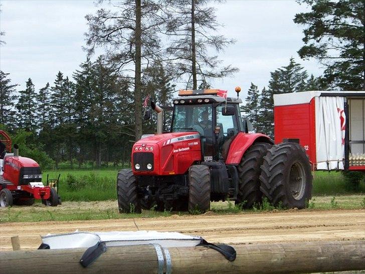 Massey Ferguson 8480 - det er fra smedebæk 2010.. det var første gang jeg fik den på baghjul billede 6