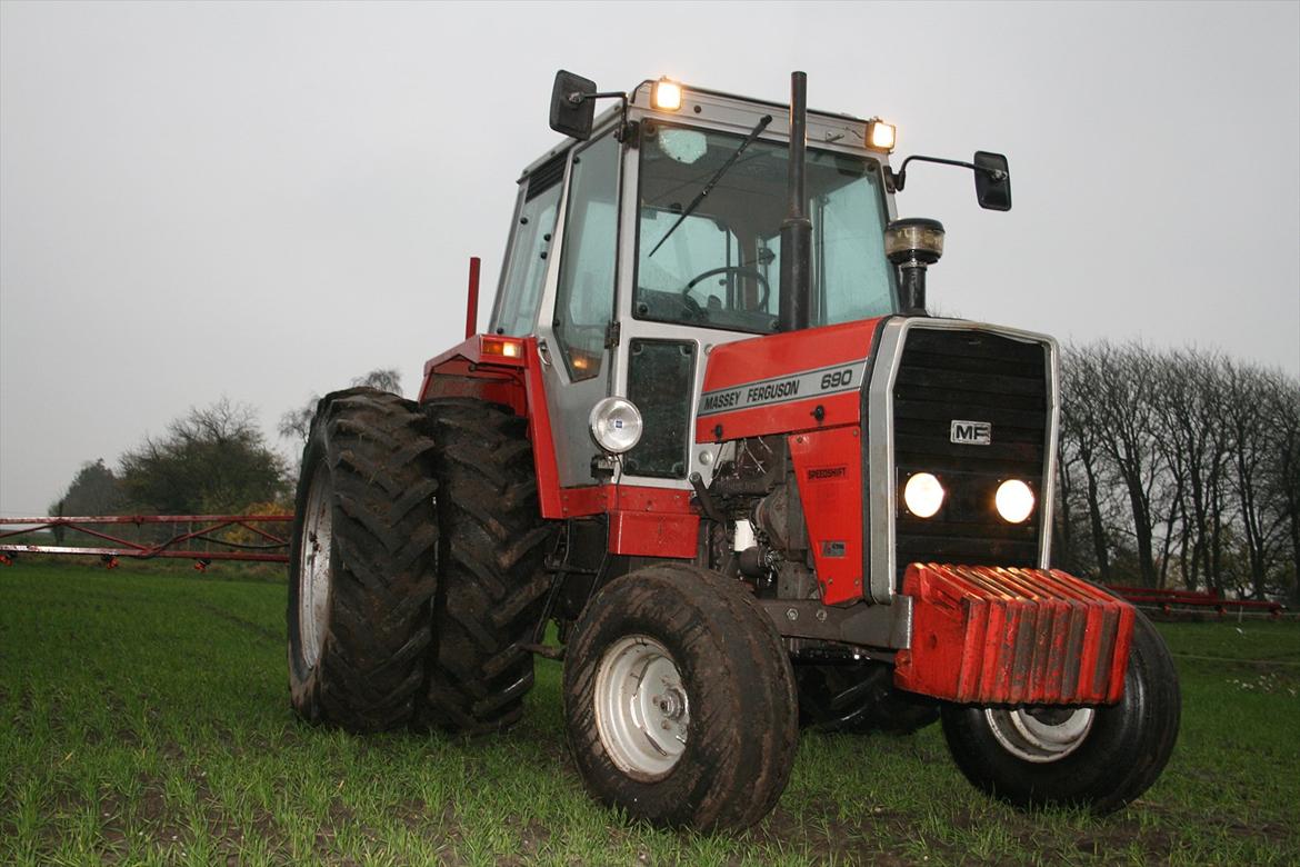 Massey Ferguson 690 - 690´eren med Hella 192 Lygter - Det Dur bar´ billede 11