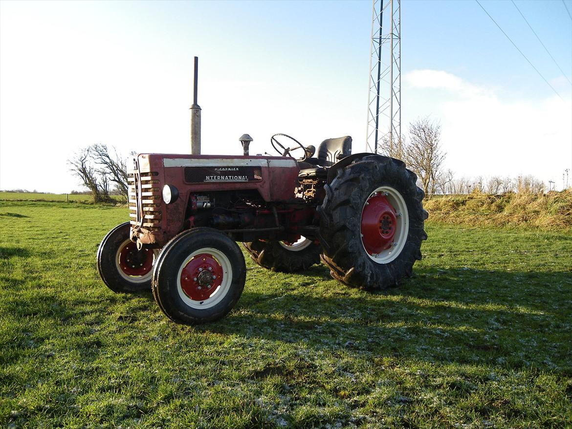 International Harvester B275 - IH B275 billede 1