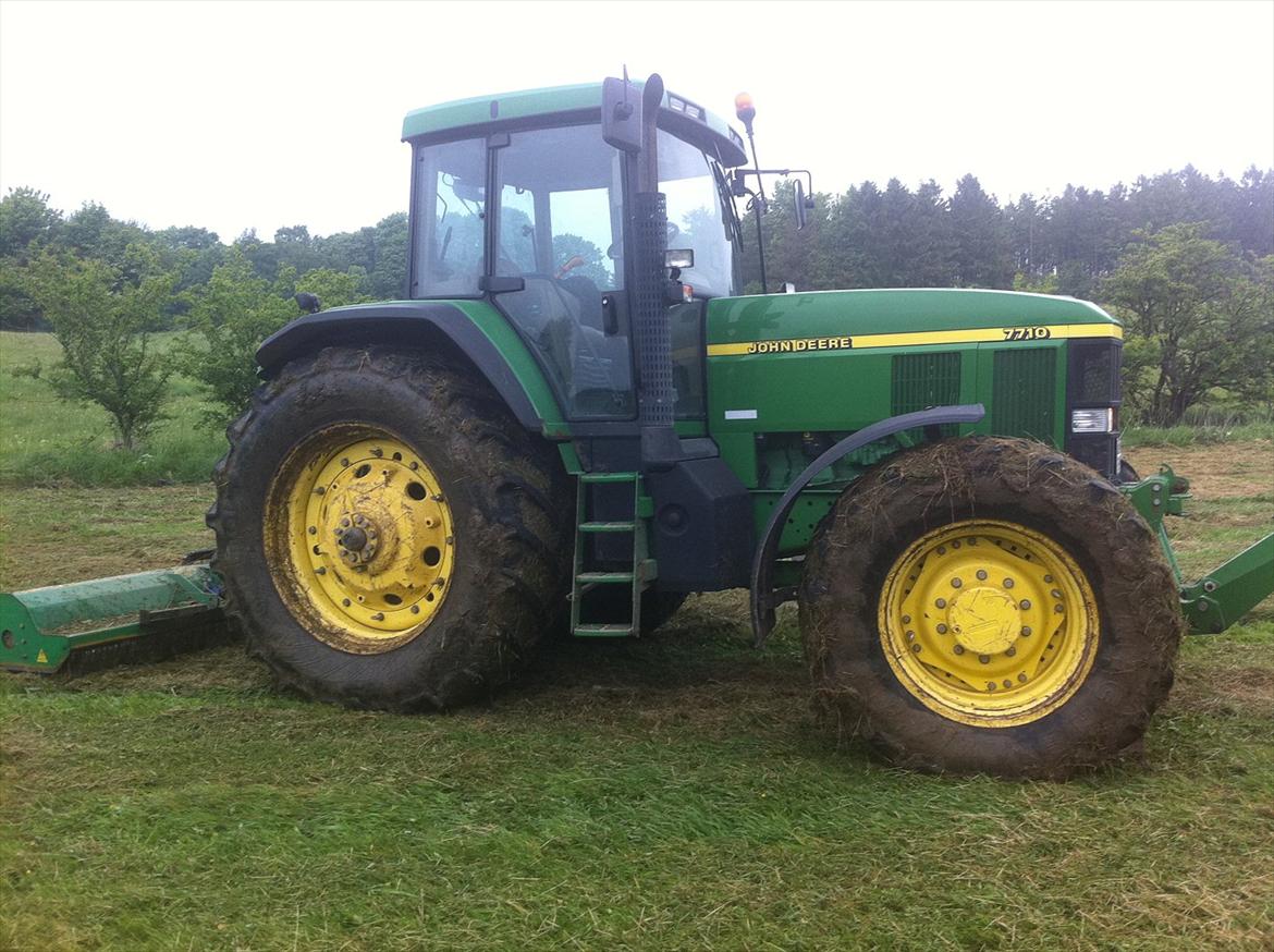 John Deere 7710 billede 4